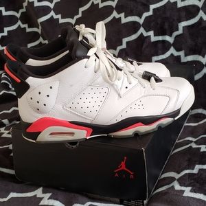 Air Jordan 6 Retro Low